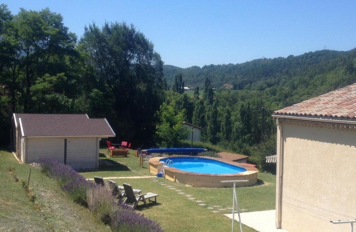 Maison De Vacances Avec Ses Petits Chalets Aouste-sur-Sye Buitenkant foto